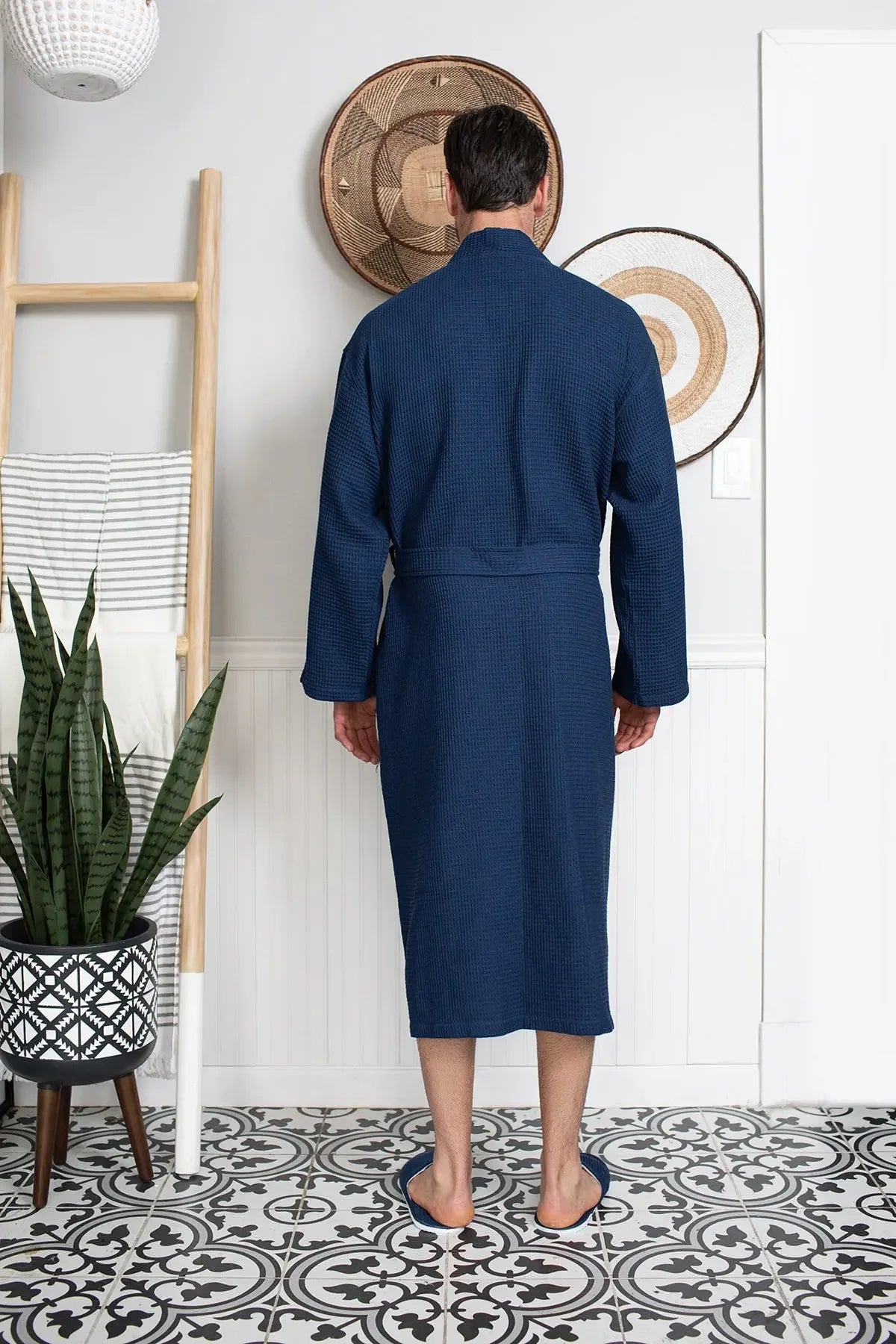 Men's Waffle Spa Bathrobe – Lightweight & Absorbent Kimono Robe