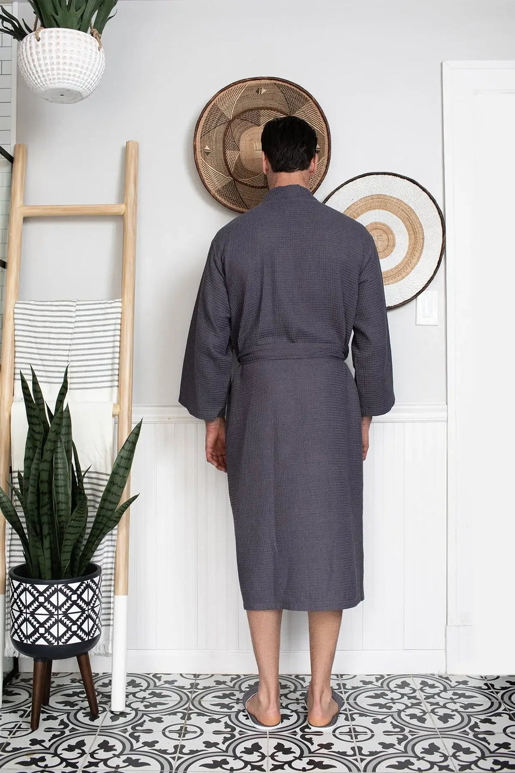 Men's Waffle Spa Bathrobe – Lightweight & Absorbent Kimono Robe